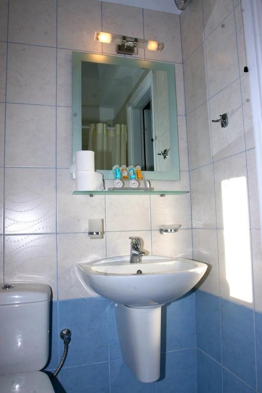Augustis Suites Ormos  Zimmer foto