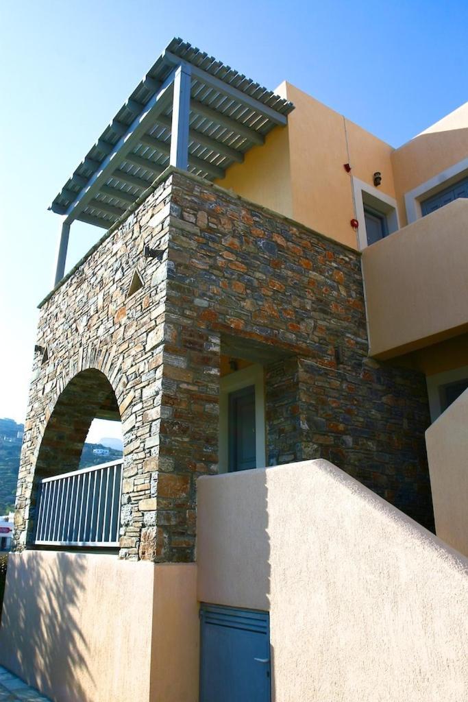 Augustis Suites Ormos  Exterior foto