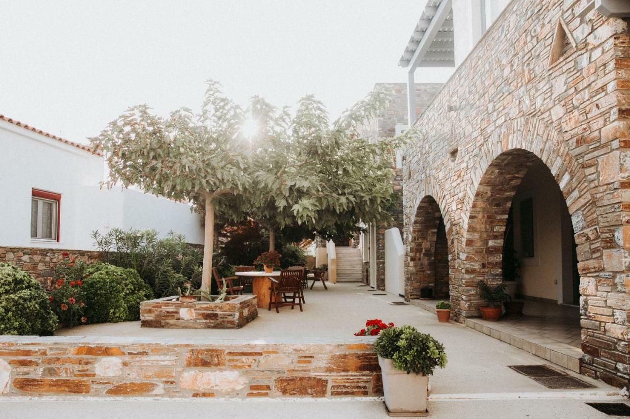 Augustis Suites Ormos  Exterior foto