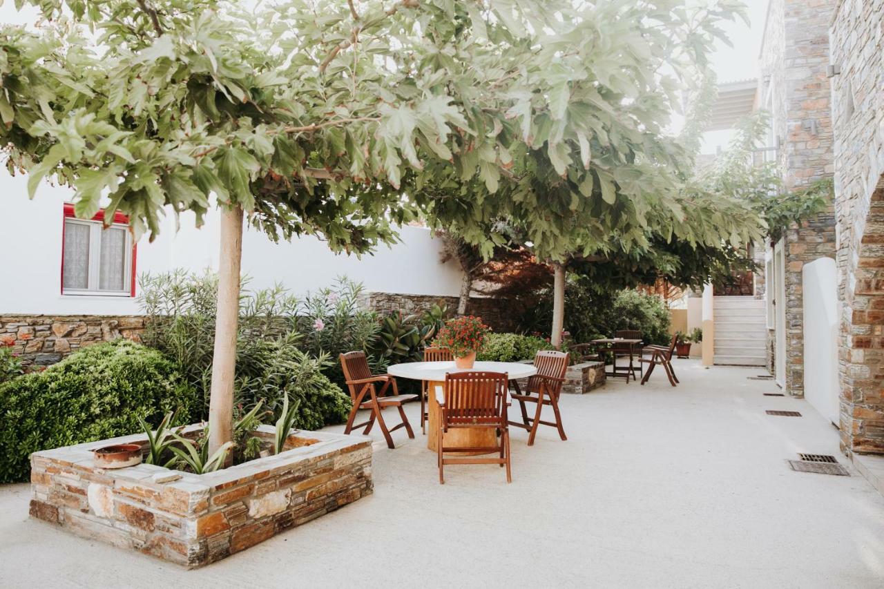 Augustis Suites Ormos  Exterior foto